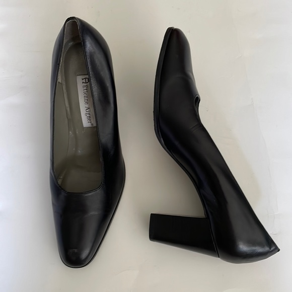 Etienne Aigner Shoes - Etienne aigner black leather pumps heels size 8.5